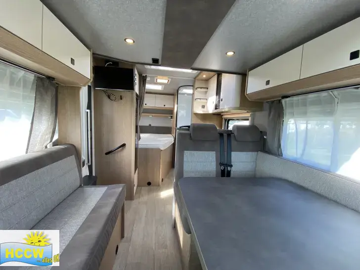 Sicht vorne-hinten Hobby ONTOUR T 700 FH