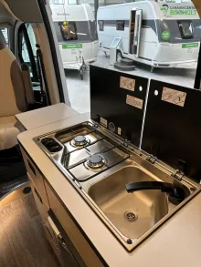 Fahrzeugbild Weinsberg CaraBus 600 ME Edition FIRE Modell 2027 / Automatik #12