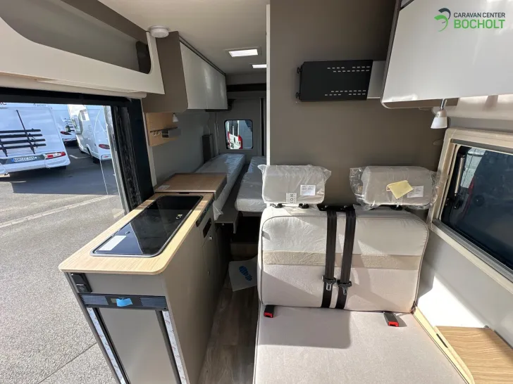 Fahrzeugbild LMC Innovan 592 Silver Edition Modell 2026 / Automatik #10