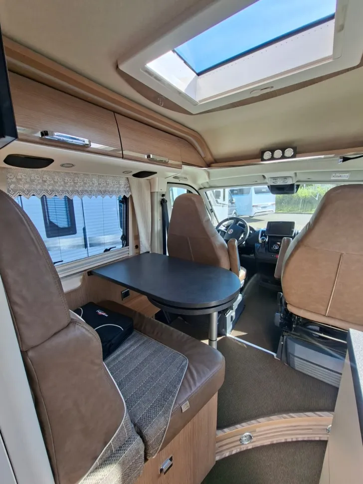 Fahrzeugbild Malibu Van LE RB Coupe #10