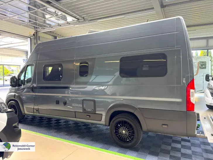 Fahrzeugbild Pössl D-Line Roadcruiser Revolution Sat - TV - Markise - Luftfeder #5