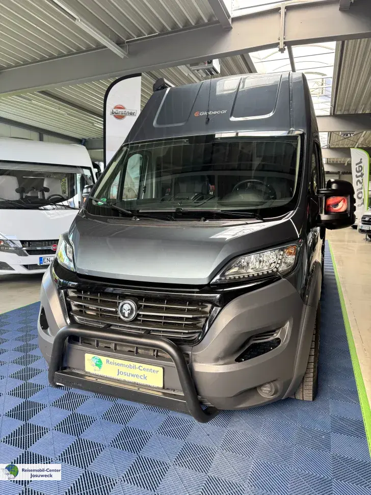 Fahrzeugbild Pössl D-Line Roadcruiser Revolution Sat - TV - Markise - Luftfeder #6