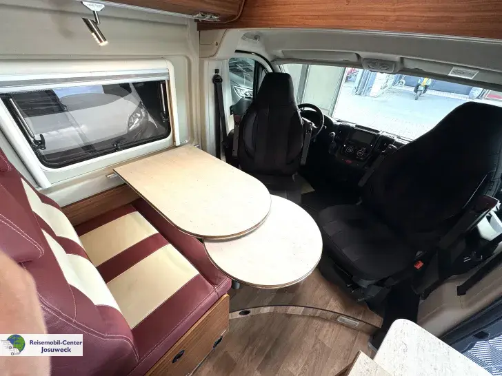 Fahrzeugbild Pössl D-Line Roadcruiser Revolution Sat - TV - Markise - Luftfeder #10