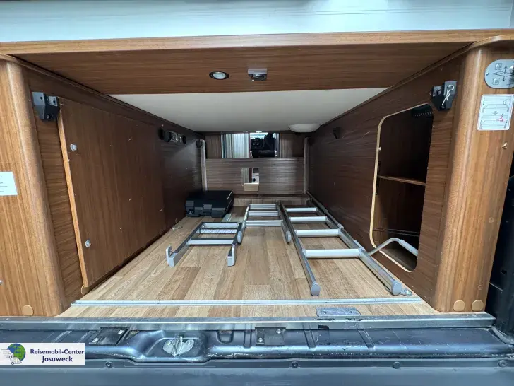 Fahrzeugbild Pössl D-Line Roadcruiser Revolution Sat - TV - Markise - Luftfeder #16