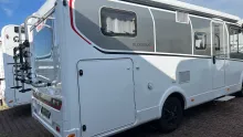 Schräg Hinten Dethleffs Globebus I 6 mit Solar und Sat