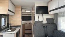 Sicht vorne-hinten Dethleffs Globebus I 6 mit Solar und Sat