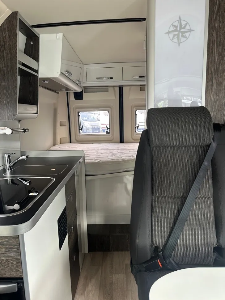 Fahrzeugbild Westfalia Columbus 540 D 160 PS #16