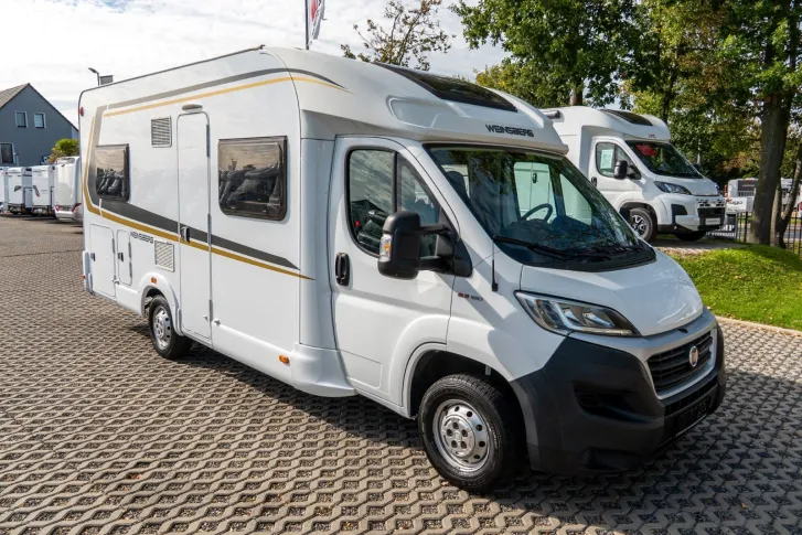 Fahrzeugbild Weinsberg CaraSuite 650 MF *Hubbett*5 Sitze*Pano*Radio* #2