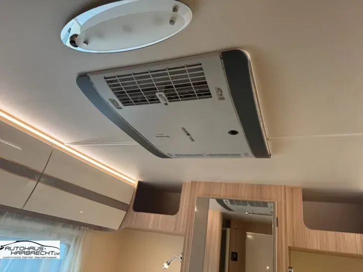 Fahrzeugbild Ahorn Camp Canada TE Plus-Aut-Dachklima-Luftfahrwerk-Ahk #36