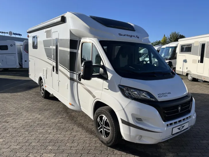 Fahrzeugbild Sunlight T 69L #1