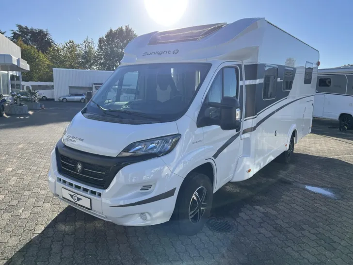 Fahrzeugbild Sunlight T 69L #2