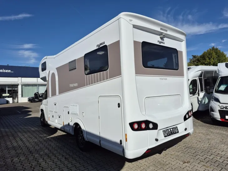 Fahrzeugbild Frankia F-Line A 680 PLUS EDITION TOGETHER #3
