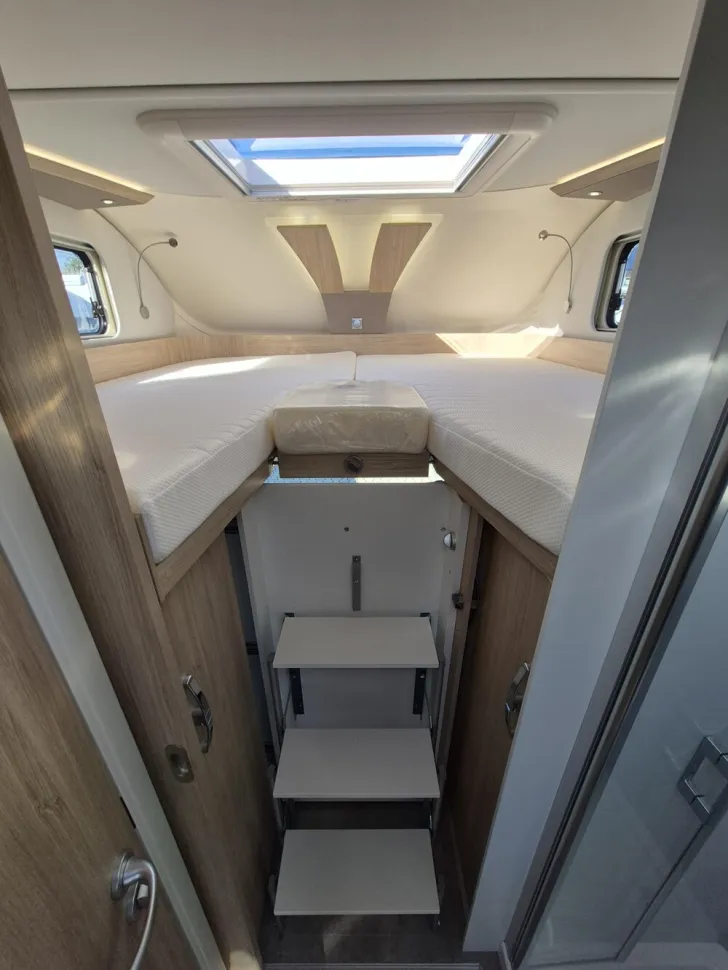 Fahrzeugbild Frankia F-Line A 680 PLUS EDITION TOGETHER #16