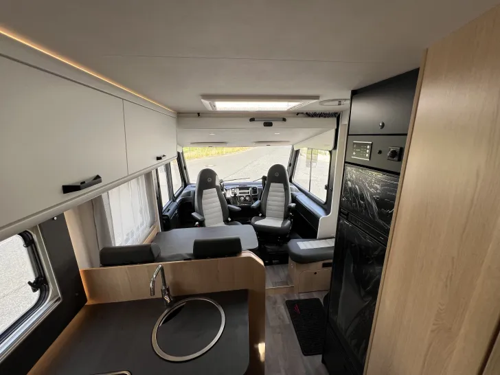 Fahrzeugbild Sunlight I 67S Adventure Edition #7
