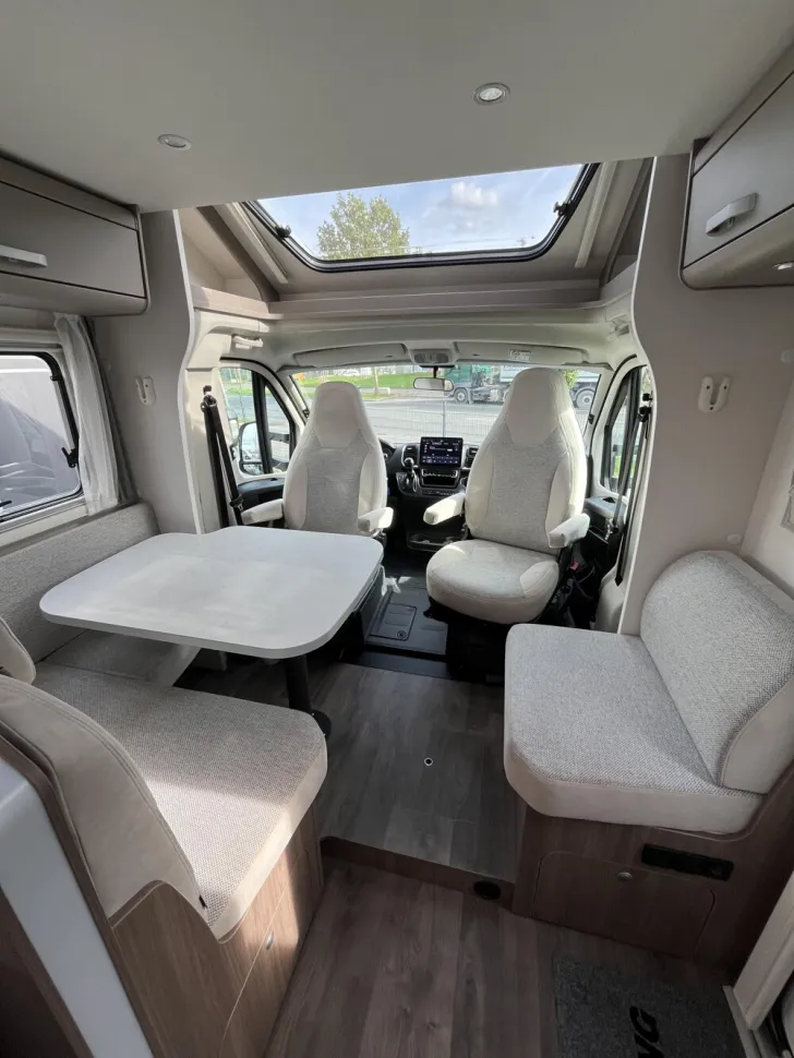 Fahrzeugbild Carado T 447 #8