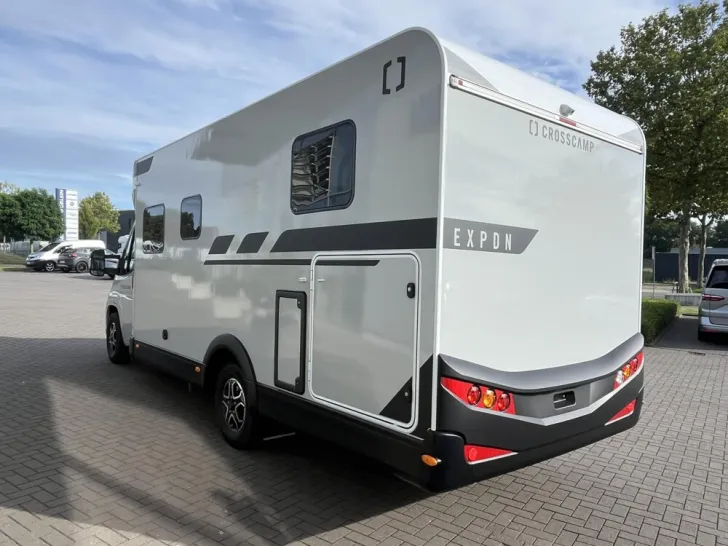 Fahrzeugbild Crosscamp EXPDN 7.4 E Peugeot #2
