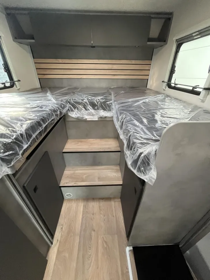 Fahrzeugbild Crosscamp EXPDN 7.4 E Peugeot #7