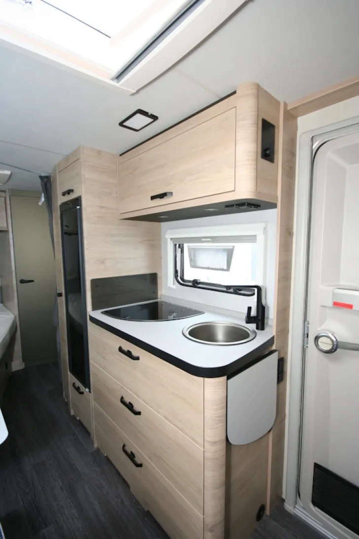 Fahrzeugbild Weinsberg CaraOne 500 FDK #8