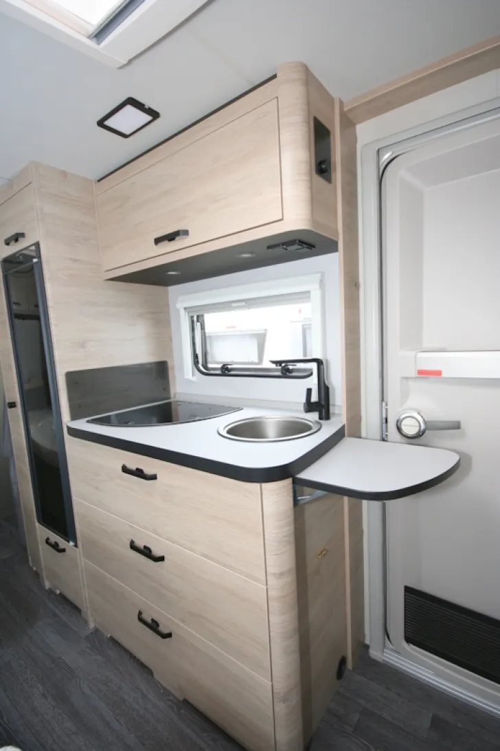 Fahrzeugbild Weinsberg CaraOne 500 FDK #9