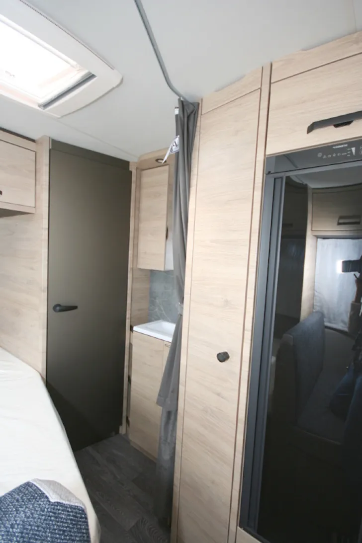Fahrzeugbild Weinsberg CaraOne 500 FDK #10