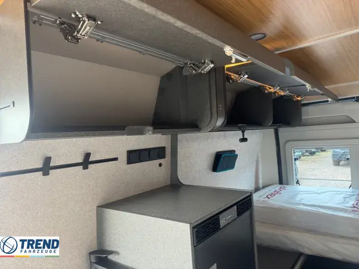 Fahrzeugbild Hymer Camper Van Camper Van Redwood 600 #23