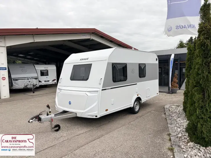 Fahrzeugbild Knaus Sport 400 LK 2027 Festbett 1400kg #7