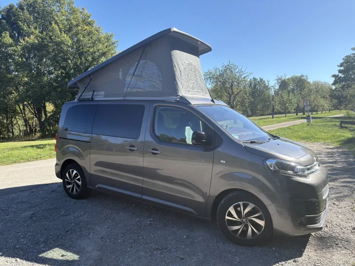 Fahrzeugbild Pössl Campster Automatik, 177 PS, Vollausstat #3