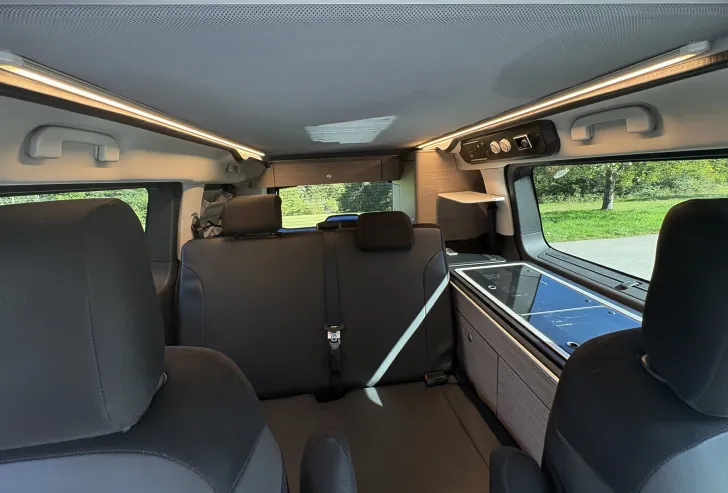 Fahrzeugbild Pössl Campster Automatik, 177 PS, Vollausstat #7