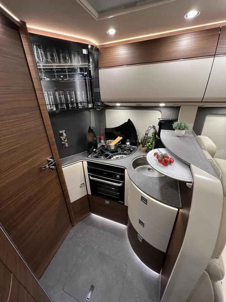 Fahrzeugbild chic c-line I 4.9 LE L Carthago Selection (354) #19