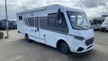 Schräg Vorne Carado I 447 Pro + mit 180 PS / 4,4 t