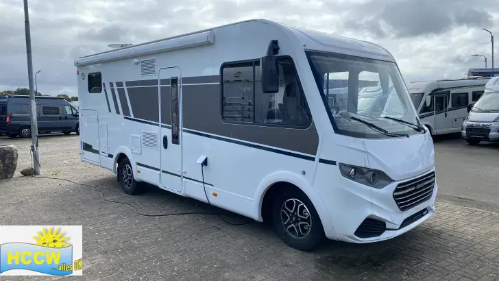 Schräg Vorne Carado I 447 Maxi Chassi 180 PS / Automatik