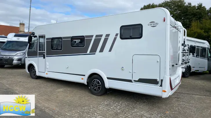 Schräg Hinten Carado I 447 Maxi Chassi 180 PS / Automatik