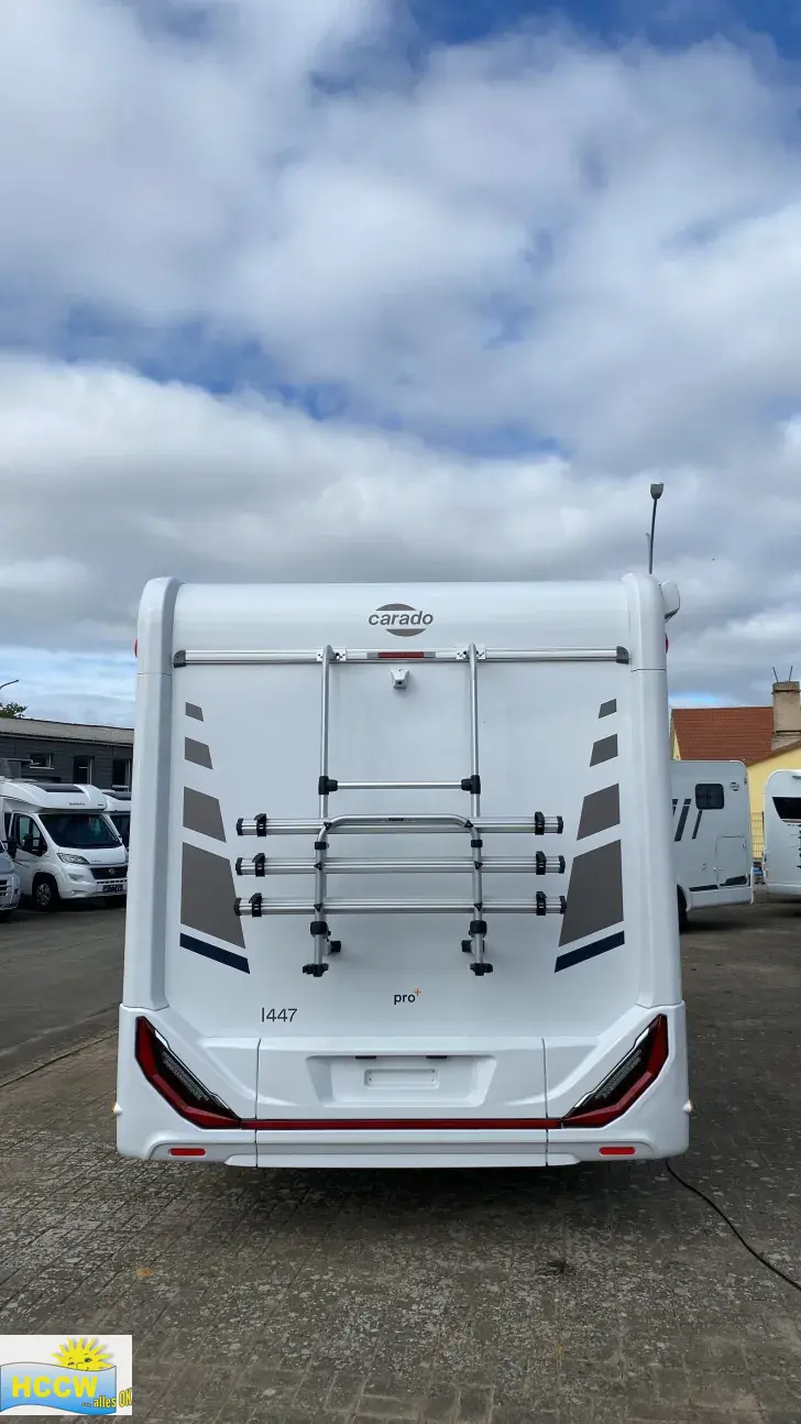 Frontal Hinten Carado I 447 Maxi Chassi 180 PS / Automatik