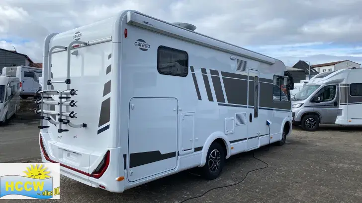 Seite Carado I 447 Maxi Chassi 180 PS / Automatik