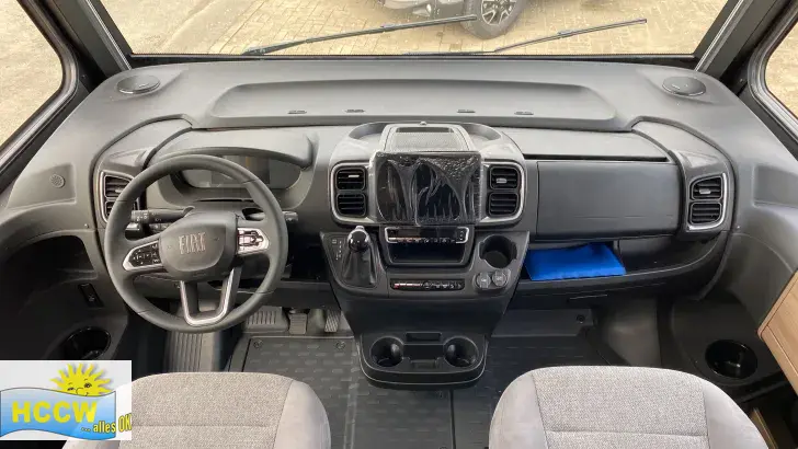 Fahrerhaus Carado I 447 Maxi Chassi 180 PS / Automatik