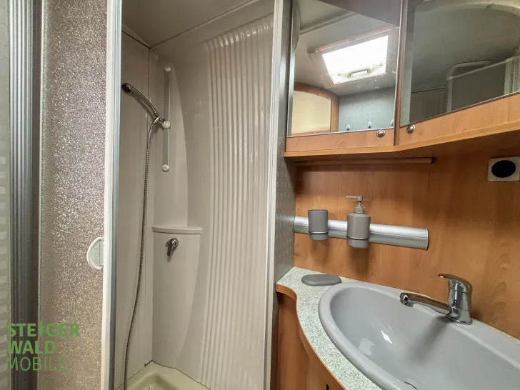 Fahrzeugbild Bürstner I 680 ELEGANCE #24