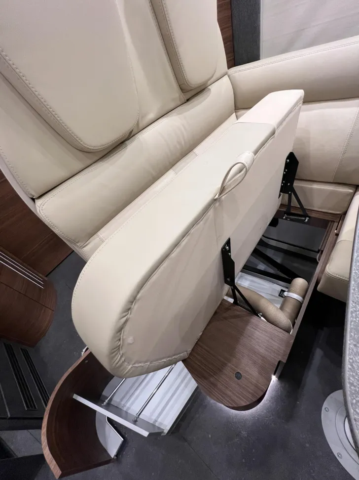 Fahrzeugbild chic c-line I 4.9 LE L Carthago Selection (349) #39