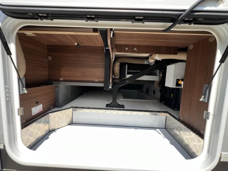 Fahrzeugbild chic c-line I 4.9 LE L Carthago Selection (349) #45