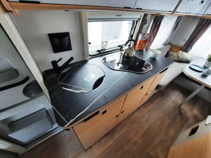Fahrzeugbild Hymer Eriba Touring 560 Verfüg./Sparen Sie 9.910,- € #12