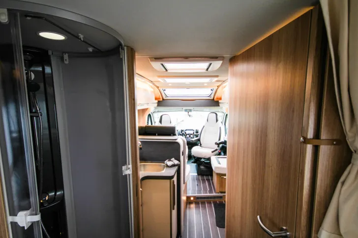 Fahrzeugbild Knaus Sky TI 700 MEG IC-Line Automatik | Aktionspreis! #9