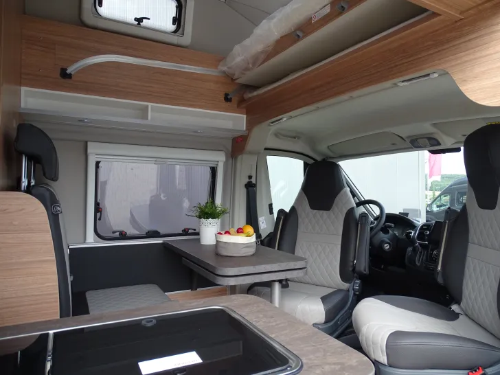 Fahrzeugbild Weinsberg CaraBus EDITION FIRE 600 MQH 180 PS | Automatik | Aktion! #6