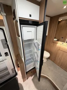 Fahrzeugbild Challenger Teilintegriert Graphite Edition 270 Arctic Drive #16