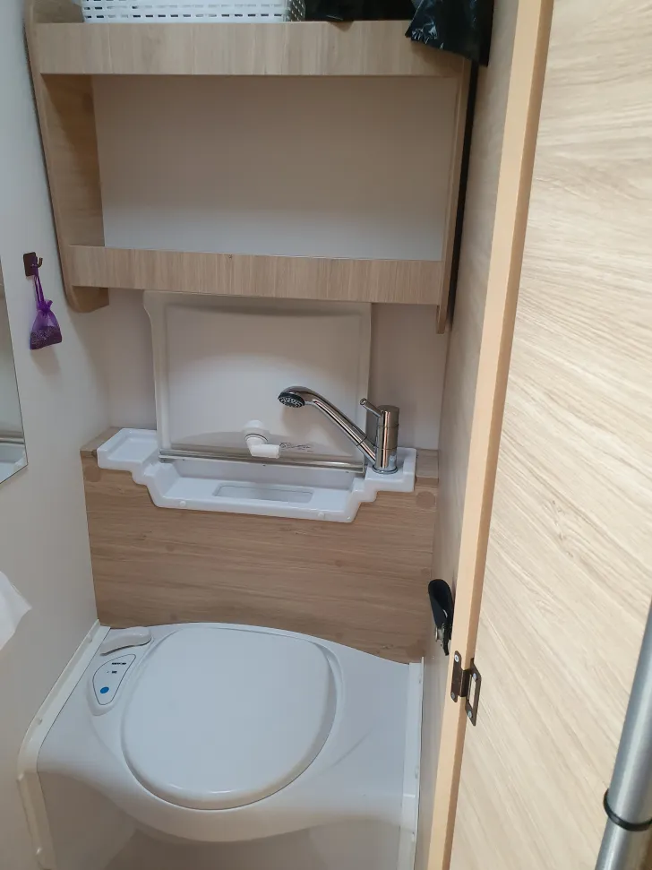 Fahrzeugbild Caravelair Alba 472 Style gepflegt mit vielem Zubehör #7