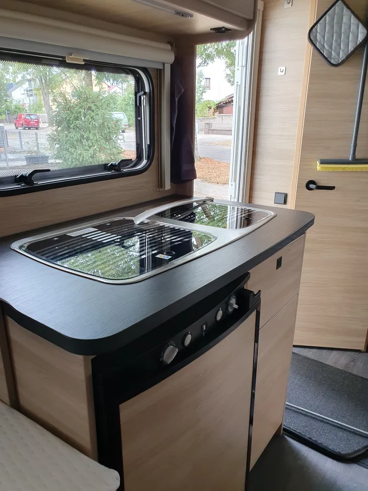 Fahrzeugbild Caravelair Alba 472 Style gepflegt mit vielem Zubehör #9