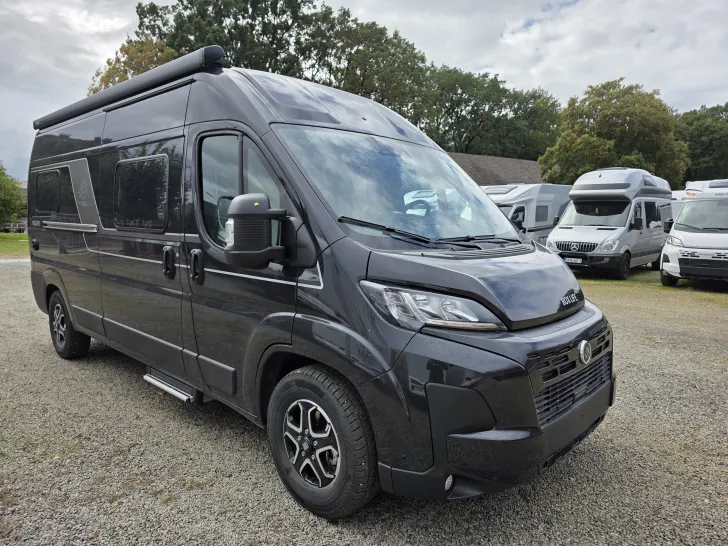 Fahrzeugbild Knaus BoxLife 600 MQ Platinum Selection Schwarz Metallic #9