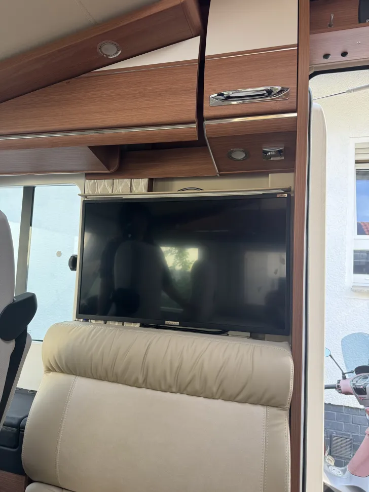 Fahrzeugbild Carthago chic c-line I 4.9 LE L Neuwertig #6