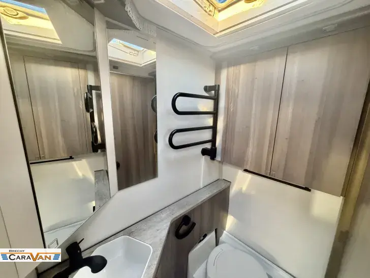 Fahrzeugbild Kabe Estate 600 GDL Winterwohnwagen + Kinderbetten #7
