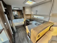 Fahrzeugbild Kabe Royal 740 CTDL E8 Roadshowschnäppchen #3
