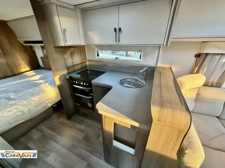 Fahrzeugbild Kabe Royal 740 CTDL E8 Roadshowschnäppchen #4