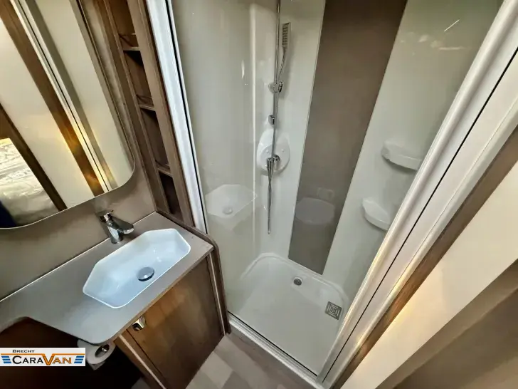 Fahrzeugbild Kabe Royal 740 CTDL E8 Roadshowschnäppchen #8